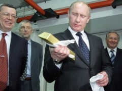 Россия наращивает запасы золота