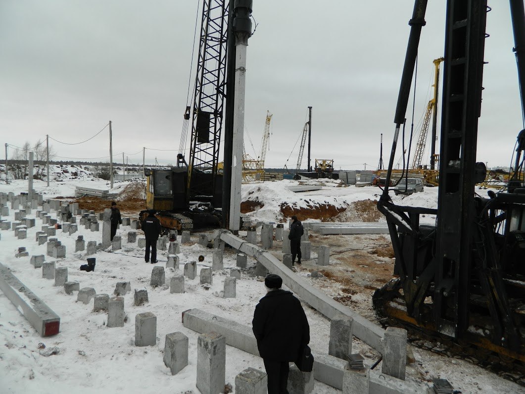 В Нижнекамске на стройке убило сварщика