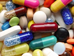 Минпромторг ограничит госзакупку иностранных лекарств