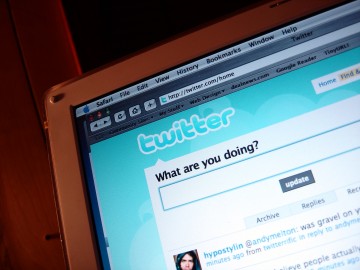 Twitter_-_What_are_you_doing-