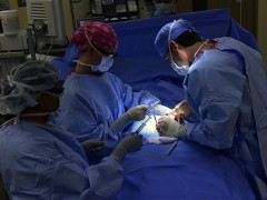 surgery-688378_640