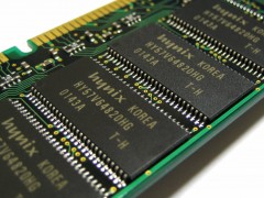 Hynix_HY57V64820HG