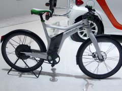 Smart electric bike left view