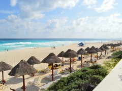 beach-352124_640