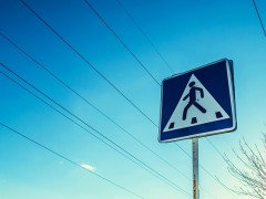 road-sign-325400_640