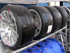 Yokohama_ADVAN_Tires_WTCC_2006