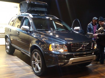 '14_Volvo_XC90_(MIAS_'14)