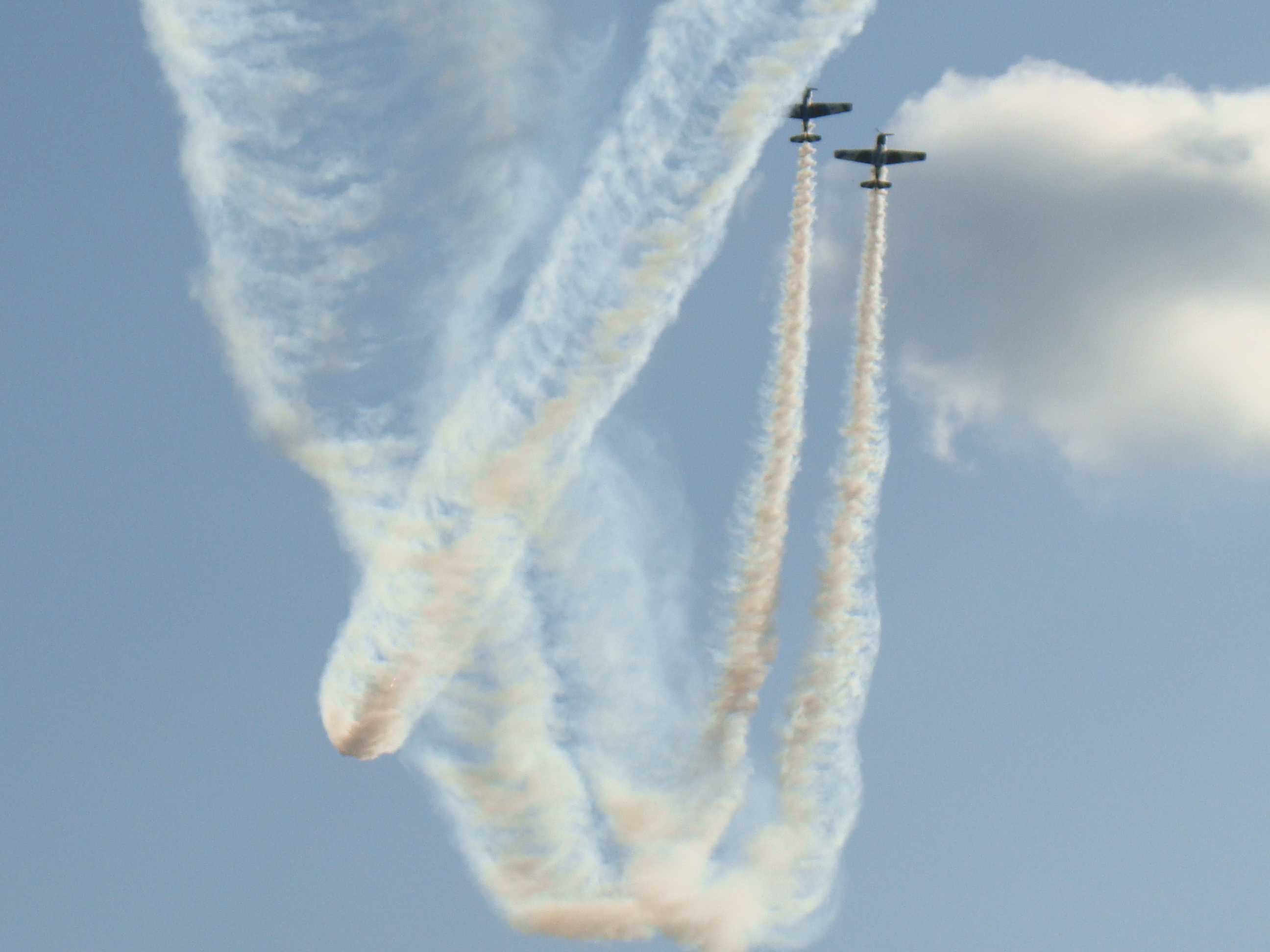 Aerobatic_Yakers_-_Air_Bandits_,_Air_Show_Bielsko-Biała_(2009)_1