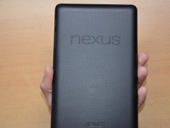 Google_Nexus_7_Back