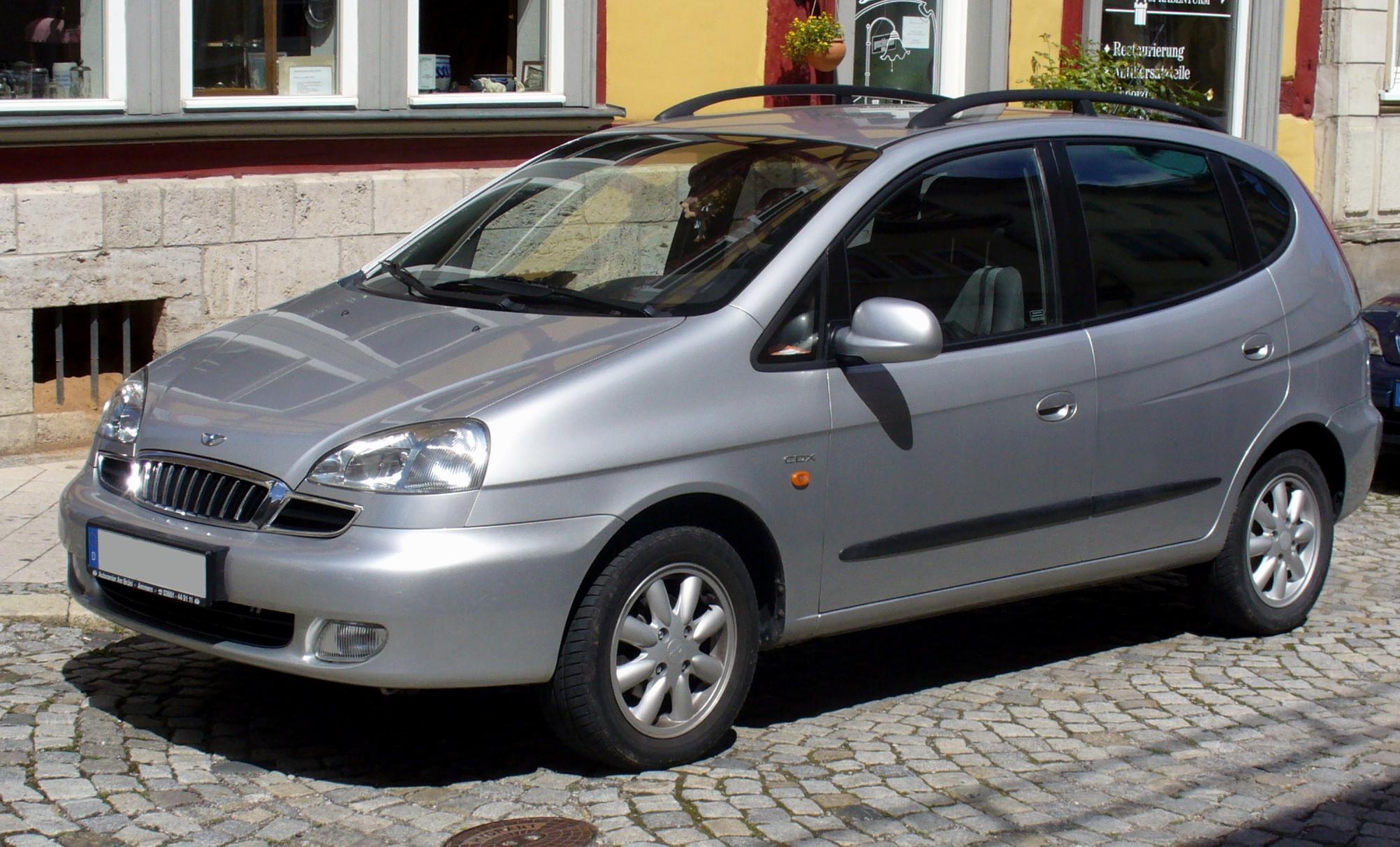 Daewoo_Rezzo_Front