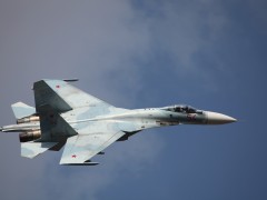 Su-27SM3_in_flight,_Celebration_of_the_100th_anniversary_of_Russian_Air_Force